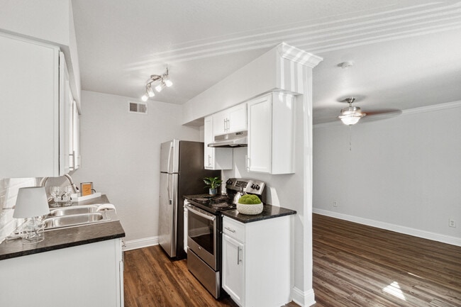 1 Bed 1 Bath