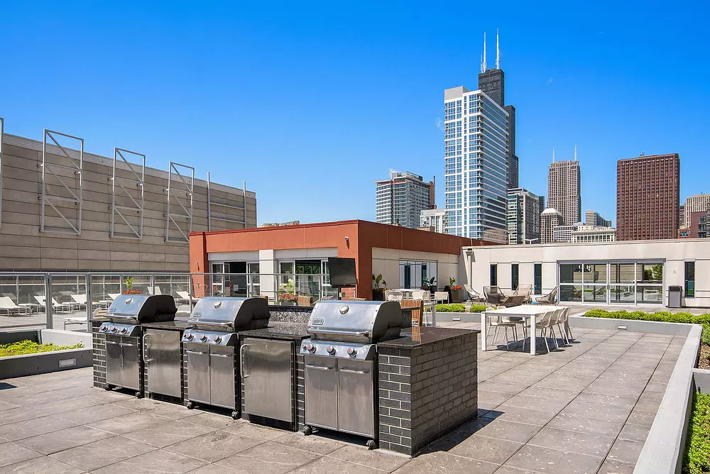 1000 South Clark 1000 S Clark St, Chicago, IL 60605