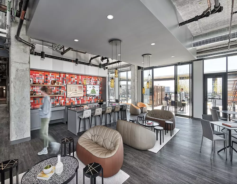 Fulbrix 160 N Elizabeth St, Chicago, IL 60607