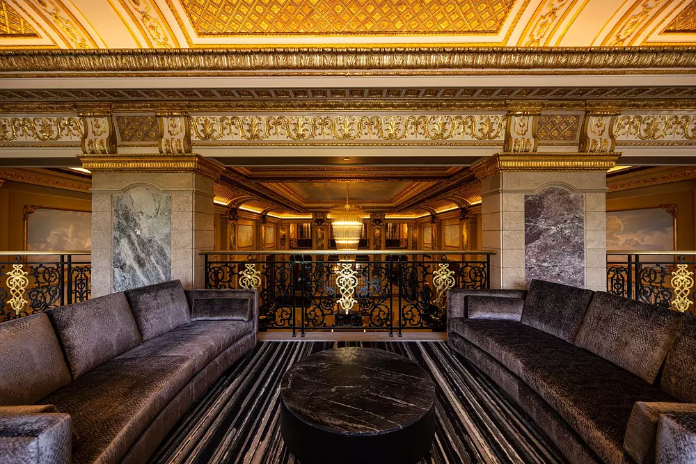 The Belden Stratford 2300 N Lincoln Park, Chicago, IL 60614