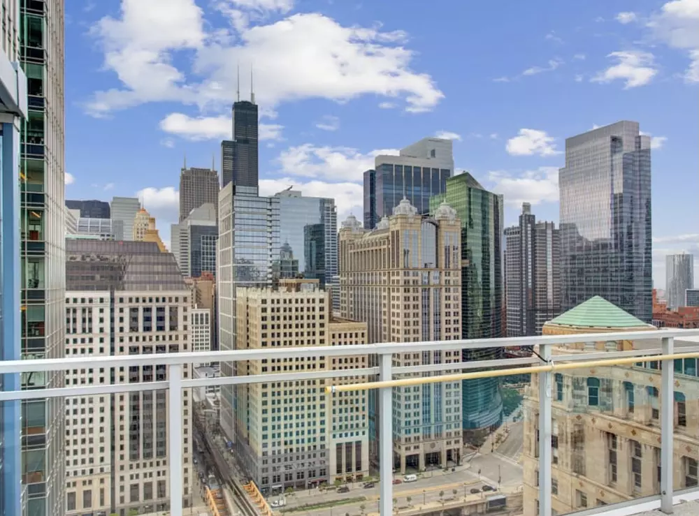 Env Chicago 161 W Kinzie St, Chicago, IL 60654