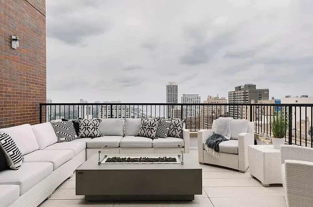 Astor House 1340 N Astor St, Chicago, IL 60610