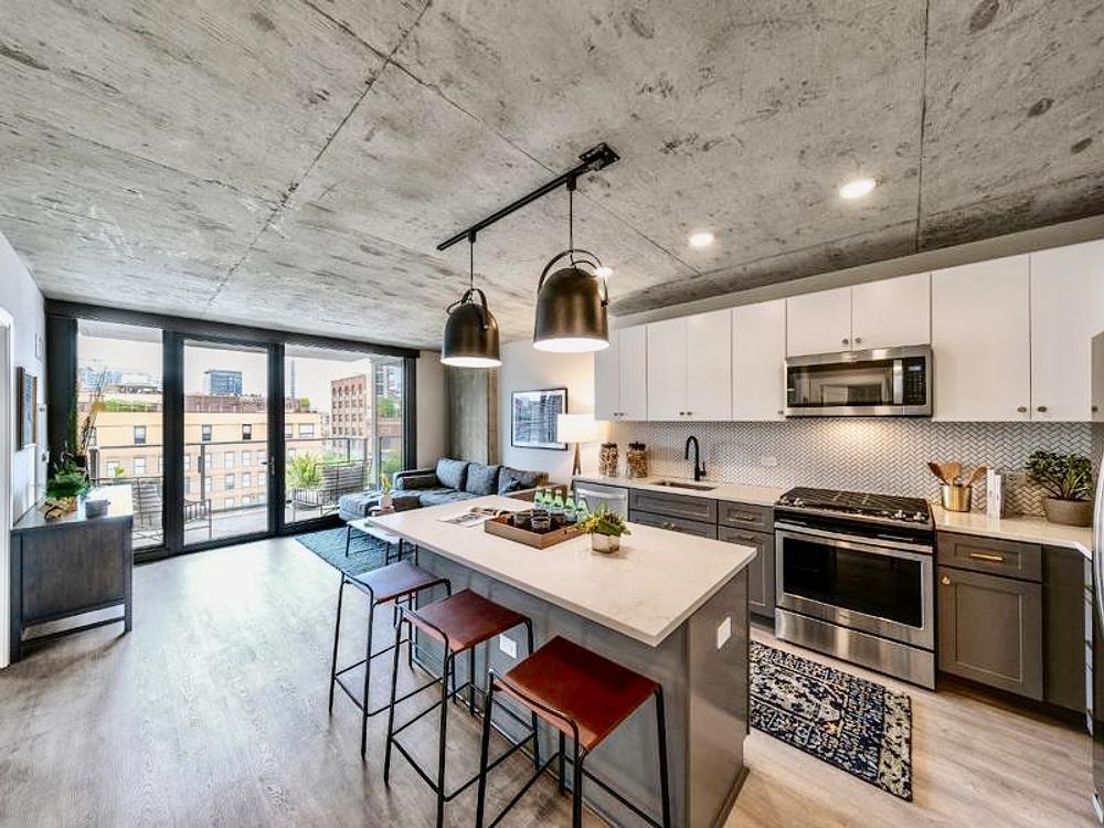 Marlowe 169 W Huron St, Chicago, IL 60654 River North - Leasing by Cross Street