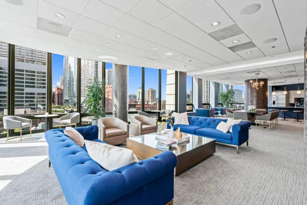 Hubbard Place 360 W Hubbard St, Chicago, IL 60654
