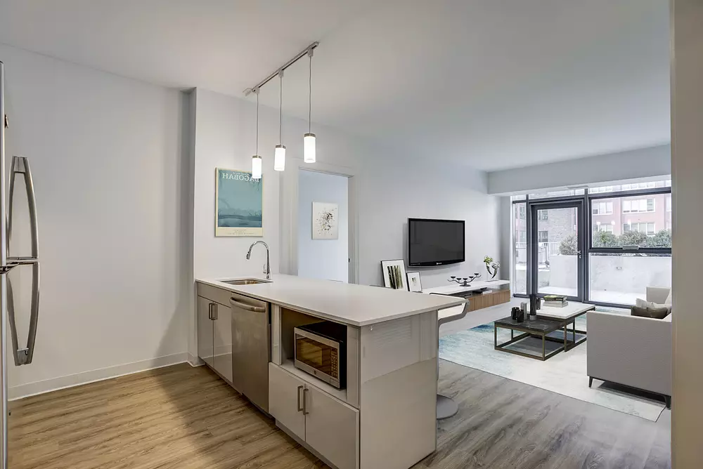 The Van Buren 808 W Van Buren St, Chicago, IL 60661