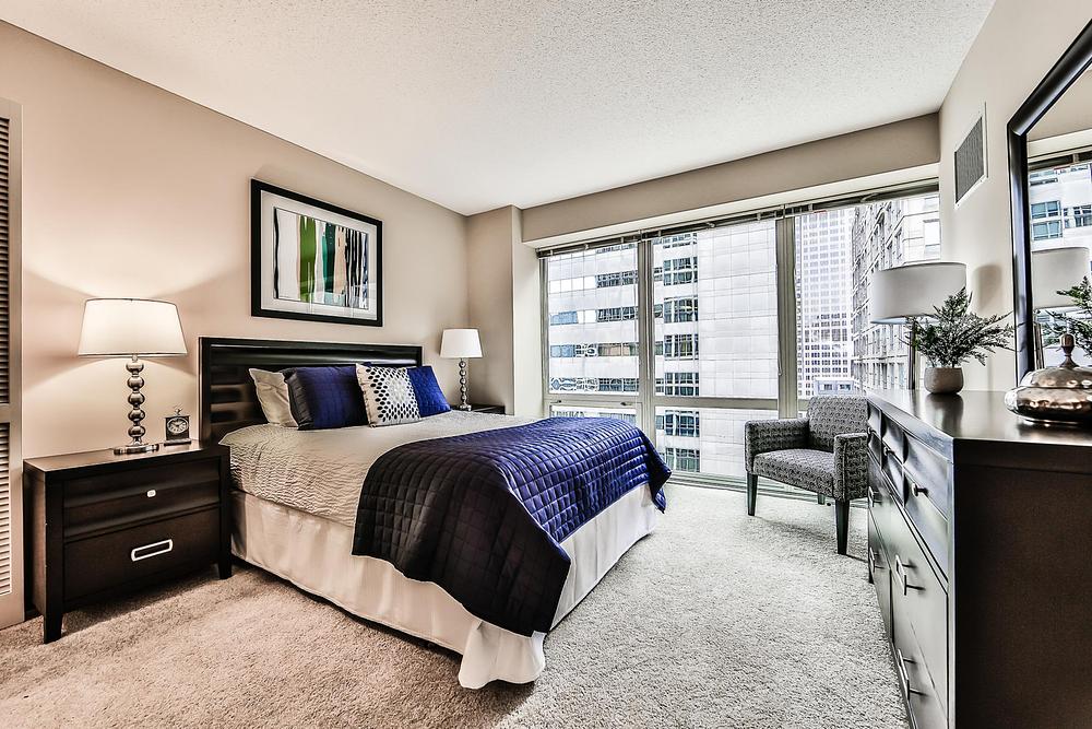 215 West Apartments 215 W Washington St, Chicago, IL 60606