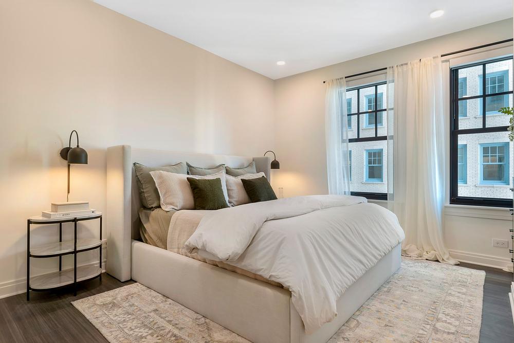 The Belden Stratford 2300 N Lincoln Park, Chicago, IL 60614