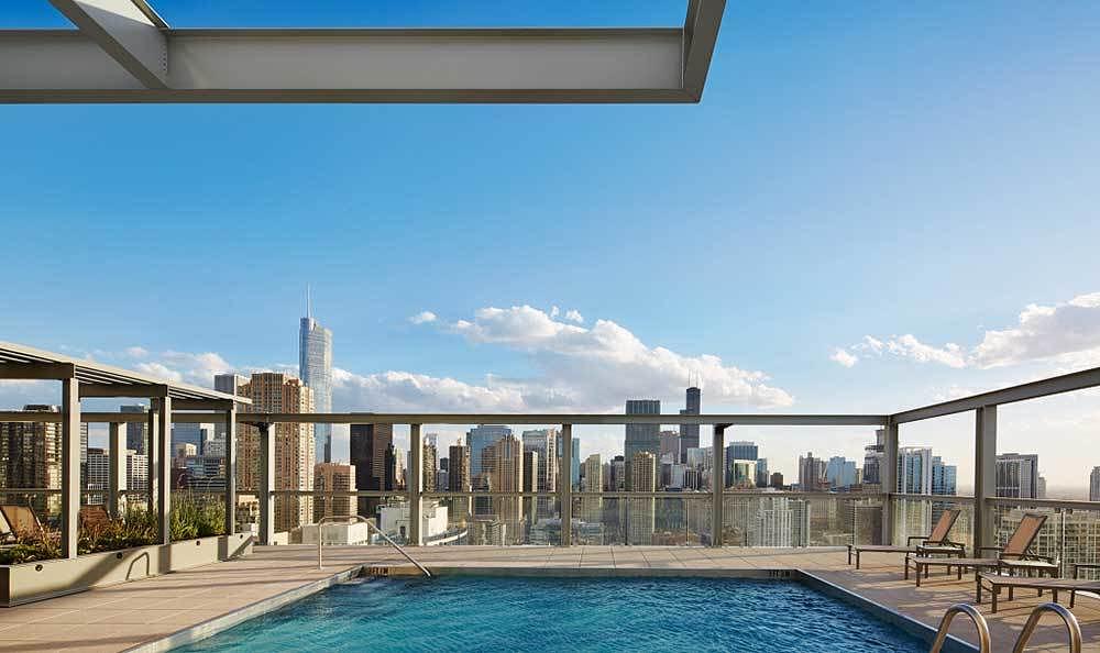 Eight O Five 805 N La Salle St, Chicago, IL 60610