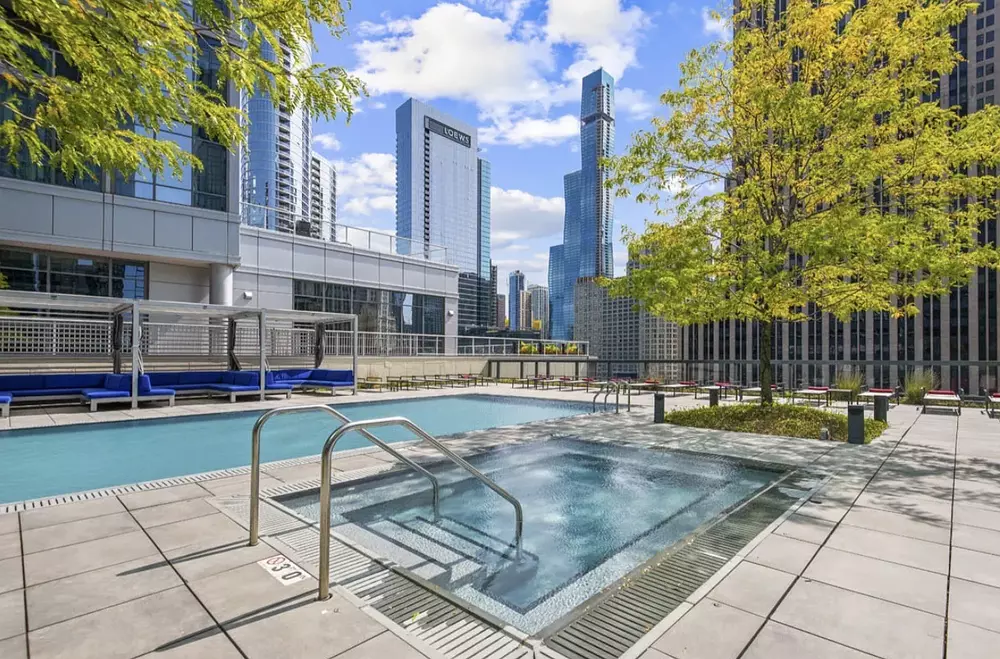 Optima Signature 220 E Illinois St, Chicago, IL 60611