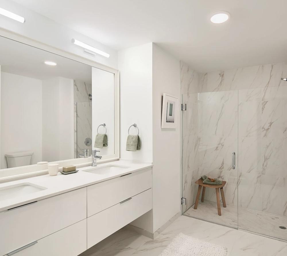 The Apartments at Lincoln Common 2345 N Lincoln Ave, Chicago, IL 60614