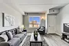 NEW - Arthurs of Old Town Apartments 300 W Division St, Chicago, IL 60610