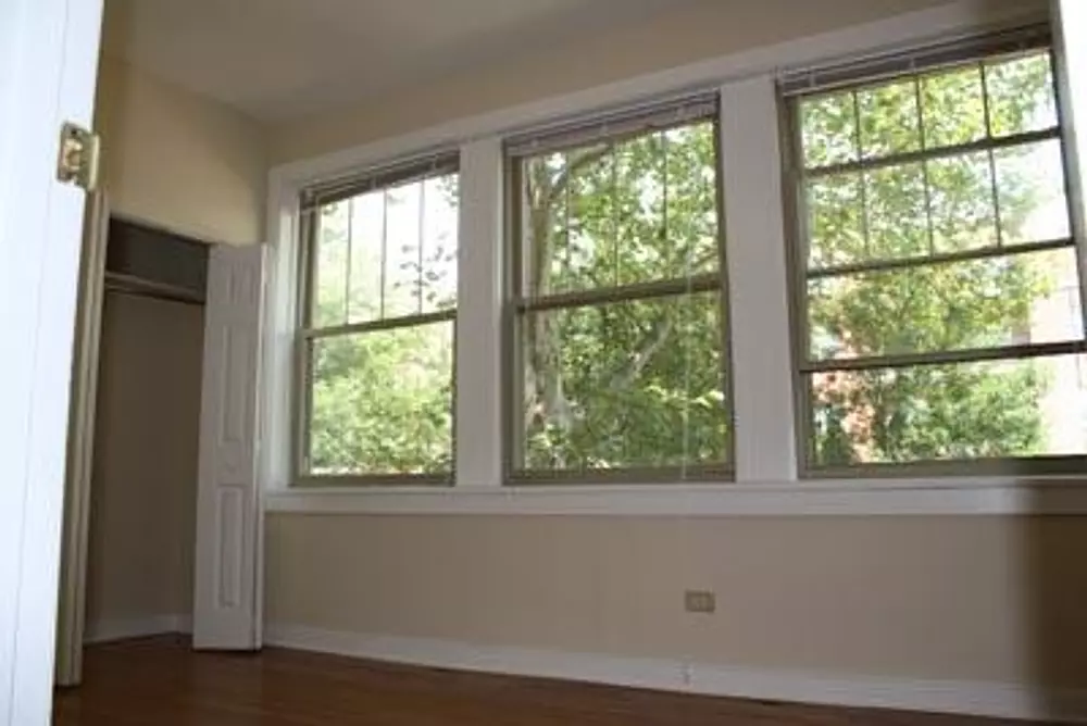 Park Shores 4304 N Sheridan Rd, Chicago, IL 60613