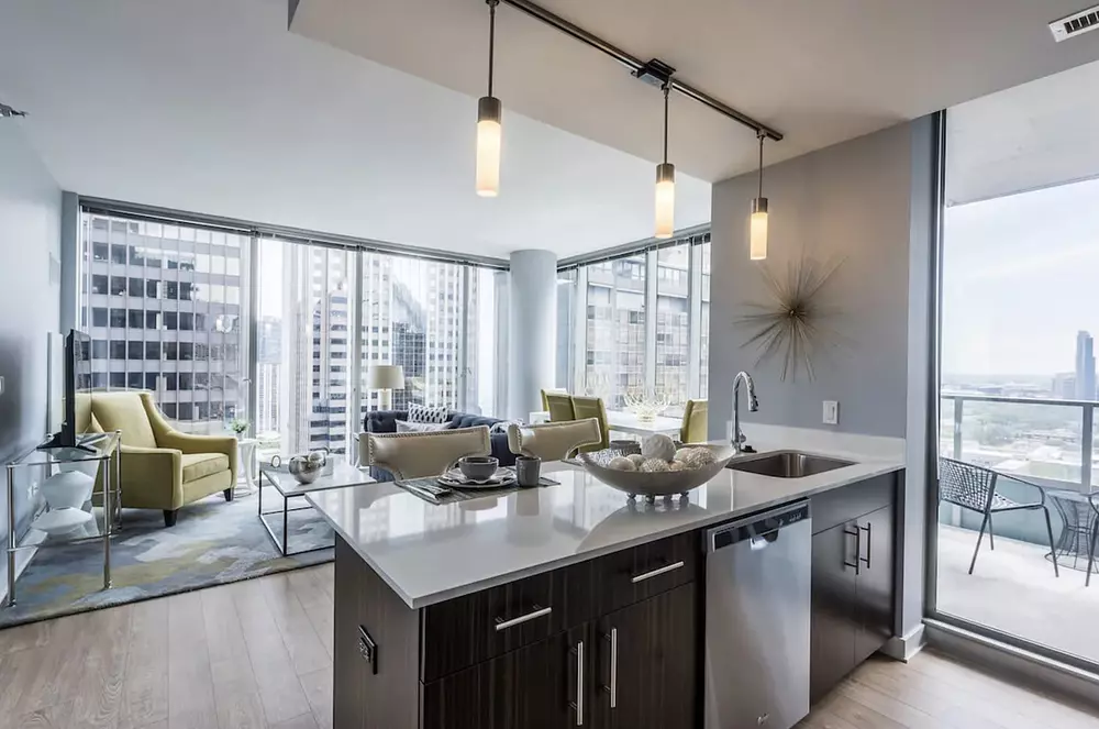 MILA 201 N Garland Ct, Chicago, IL 60601