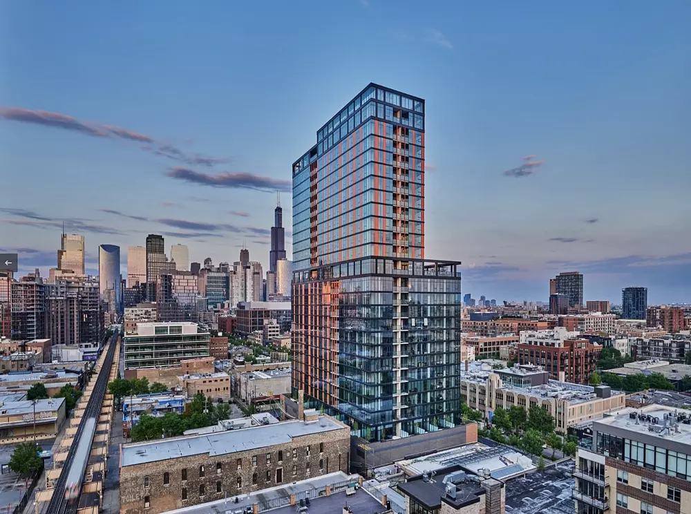 Fulbrix 160 N Elizabeth St, Chicago, IL 60607