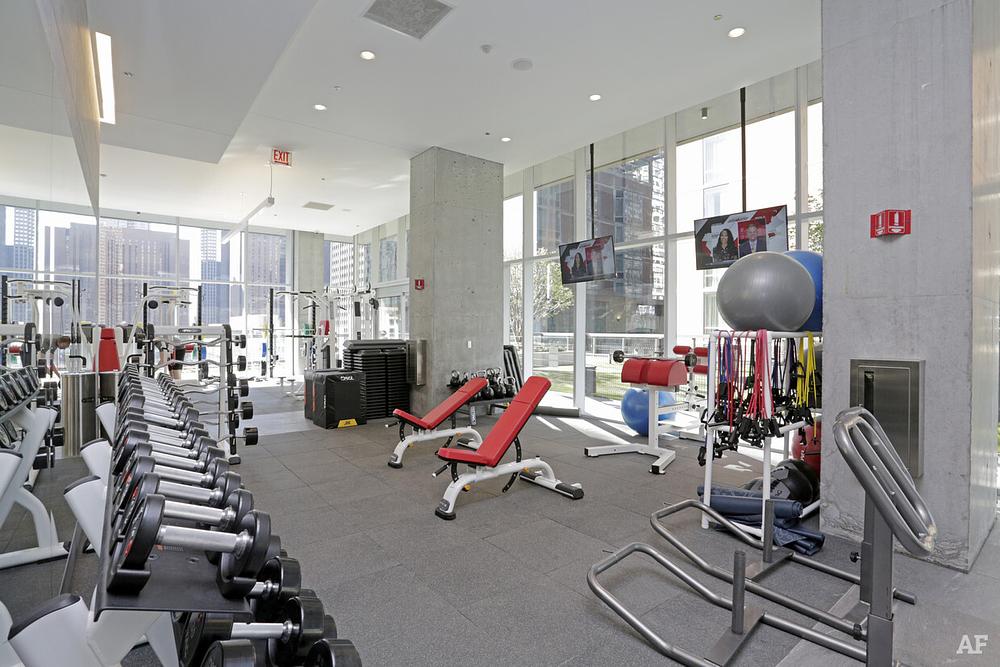 Optima Signature 220 E Illinois St, Chicago, IL 60611