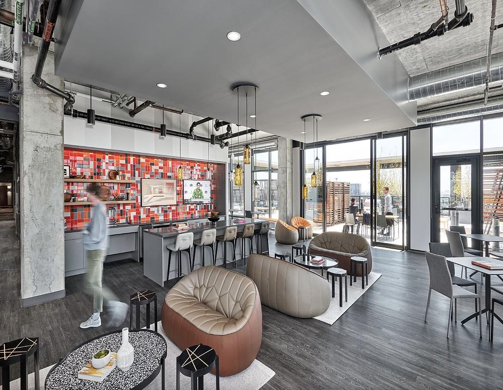Fulbrix 160 N Elizabeth St, Chicago, IL 60607