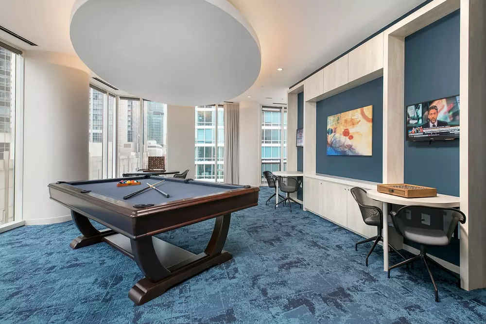 Moment 545 N McClurg Ct, Chicago, IL 60611