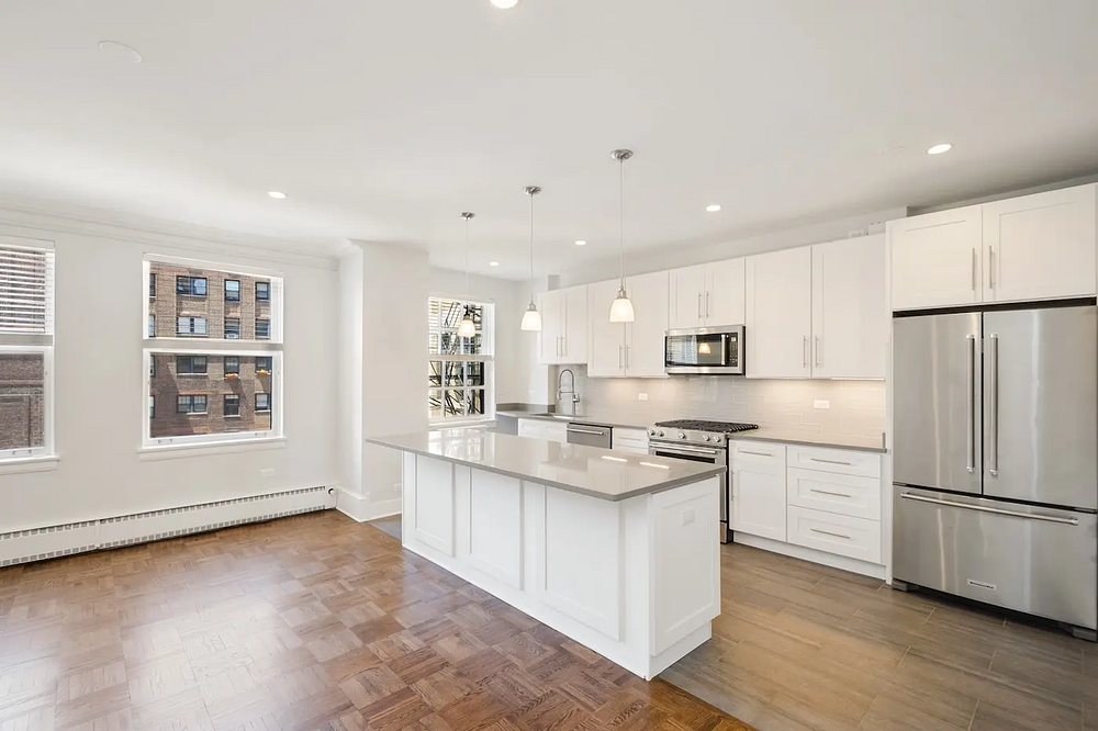 3260 & 3270 N Lake Shore Drive 3260 N Lake Shore Dr, Chicago, IL 60657