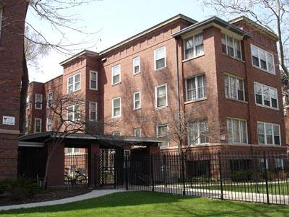 Park Shores 4304 N Sheridan Rd, Chicago, IL 60613