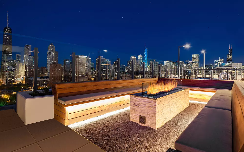 Niche 905 905 N Orleans St, Chicago, IL 60610