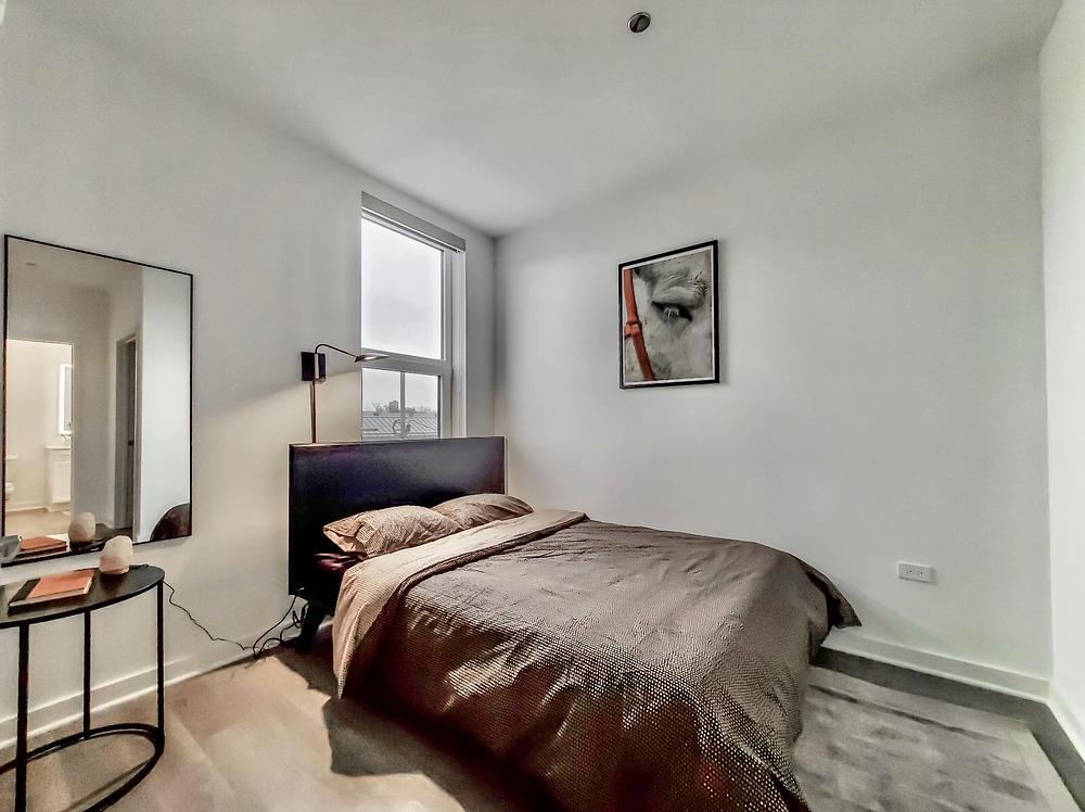 The Raven Residences 4733 N Wolcott Ave. Chicago, IL 60640