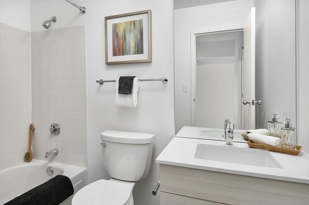 420 E Ohio 420 E Ohio St, Chicago, IL 60611
