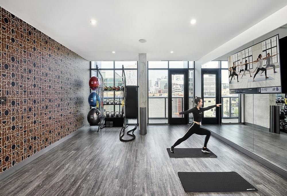 Fulbrix 160 N Elizabeth St, Chicago, IL 60607
