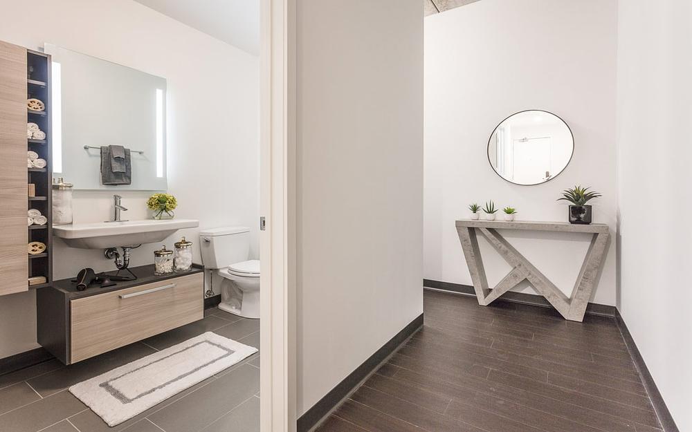 Seven 10 West 710 W Grand Ave, Chicago, IL 60654