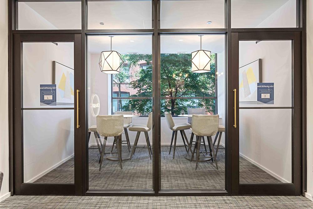Circa 922 922 W Washington Blvd, Chicago, IL 60607