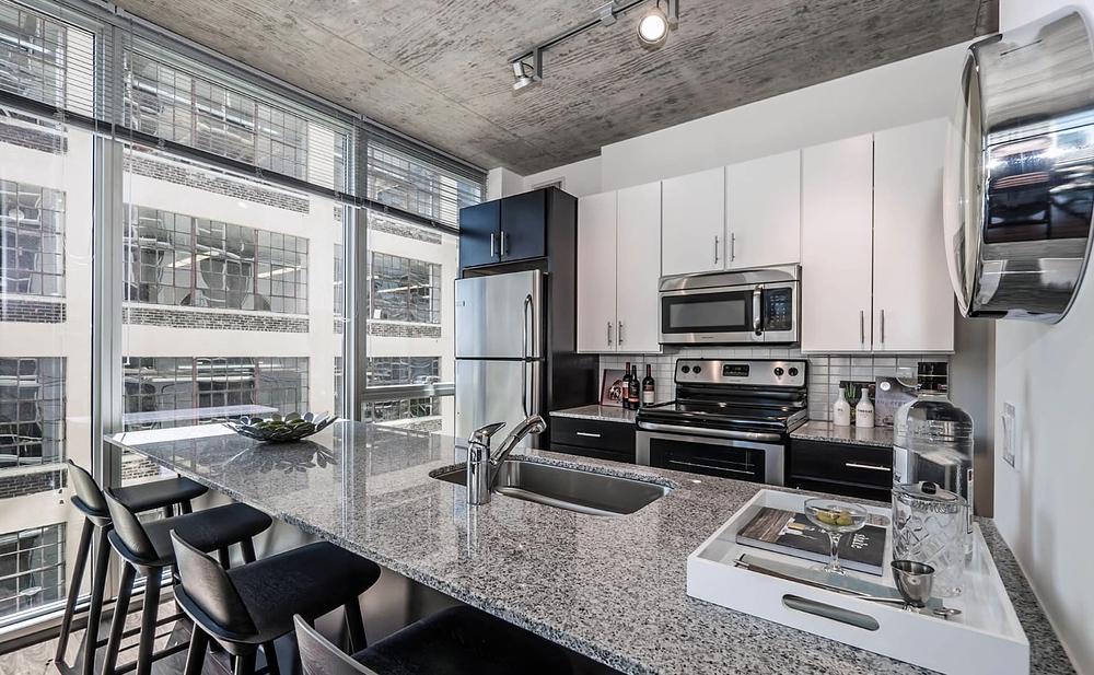 JeffJack Apartments 601 W Jackson Blvd, Chicago, IL 60661