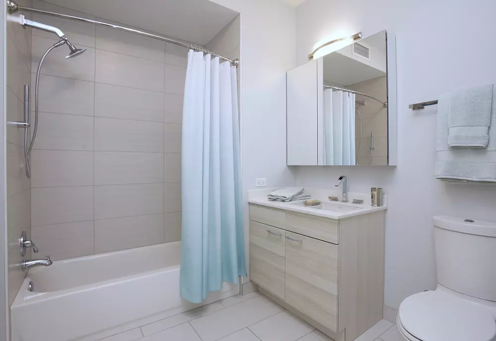 73 East Lake 73 E Lake St, Chicago, IL 60601