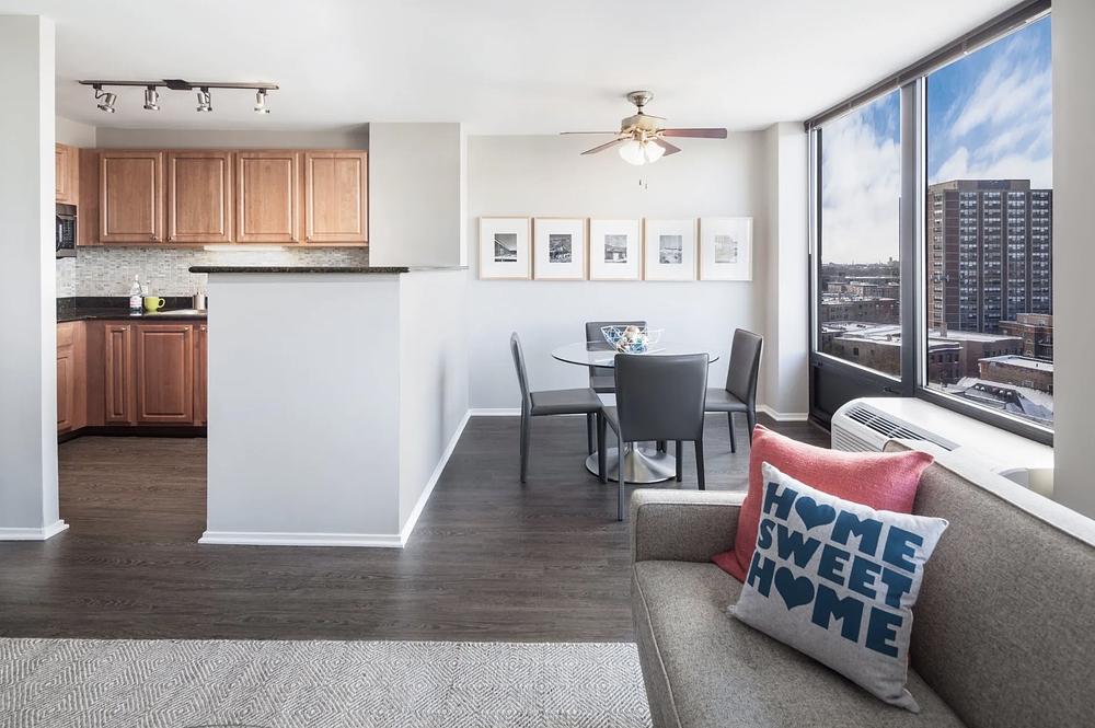 The Montrose 4334 N Hazel St, Chicago, IL 60613 Uptown - Leasing by Cross Street