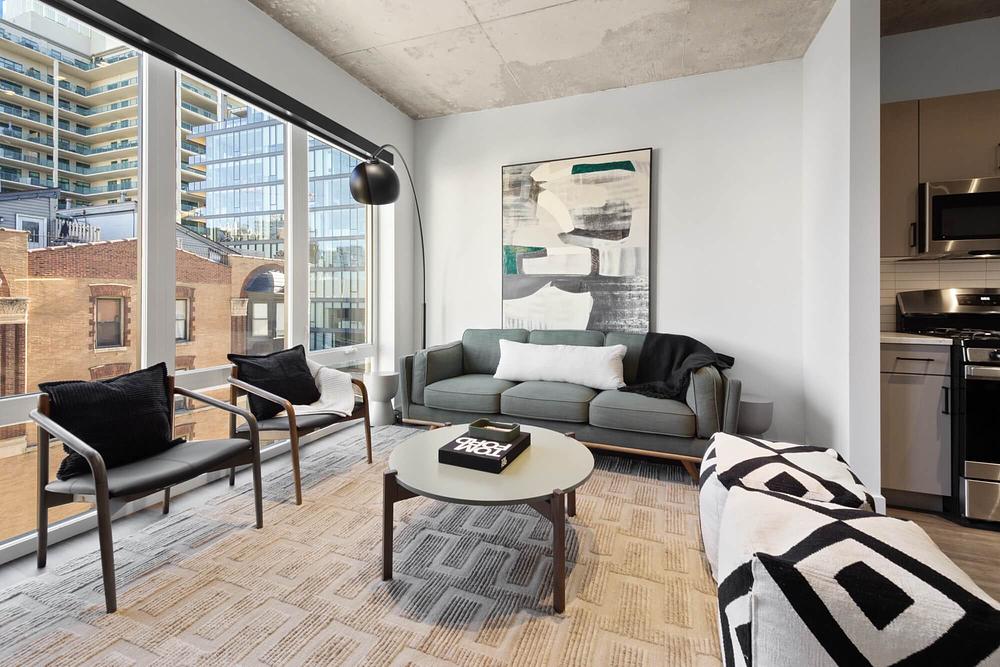Hugo River North 751 N Hudson Ave, Chicago, IL 60654