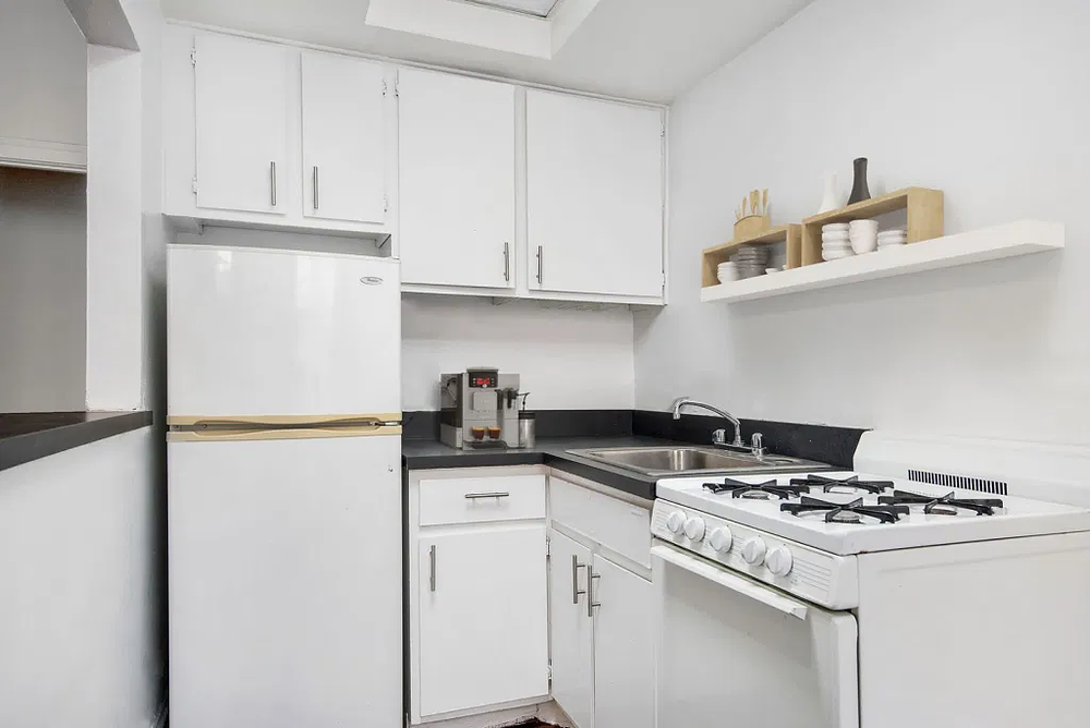 430-446 W. Diversey 430 W Diversey Pkwy, Chicago, IL 60614