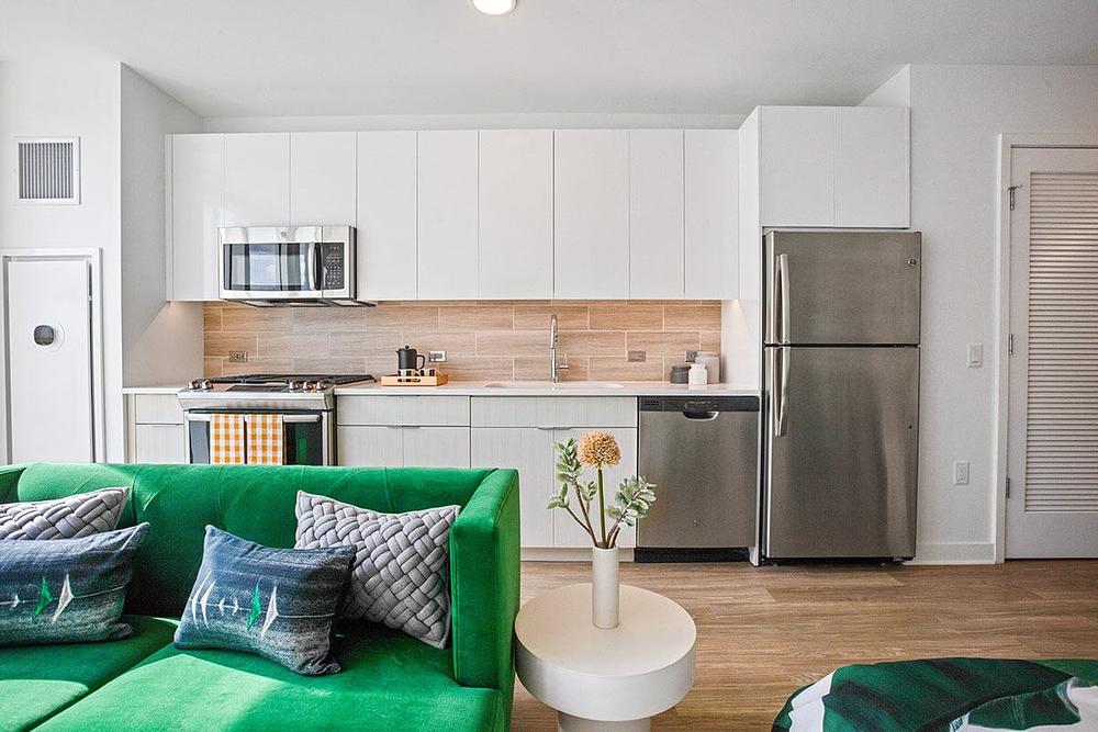 The Apartments at Lincoln Common 2345 N Lincoln Ave, Chicago, IL 60614