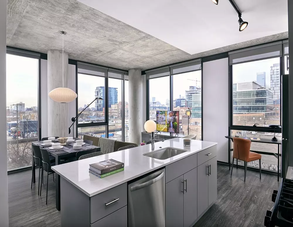 Fulbrix 160 N Elizabeth St, Chicago, IL 60607