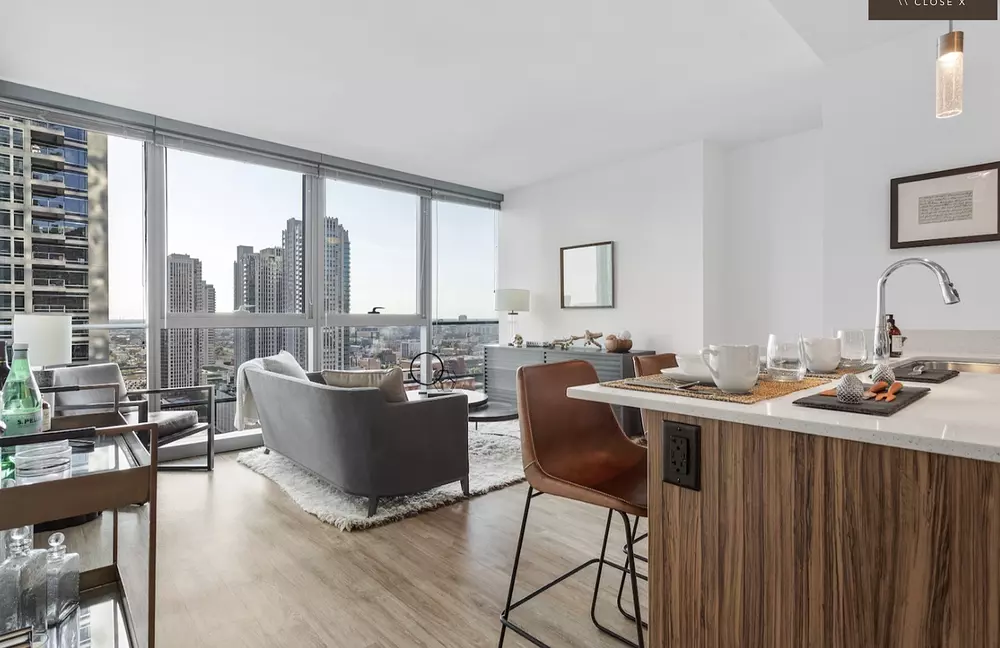 Wolf Point West 343 W Wolf Point Plaza, Chicago, IL 60654
