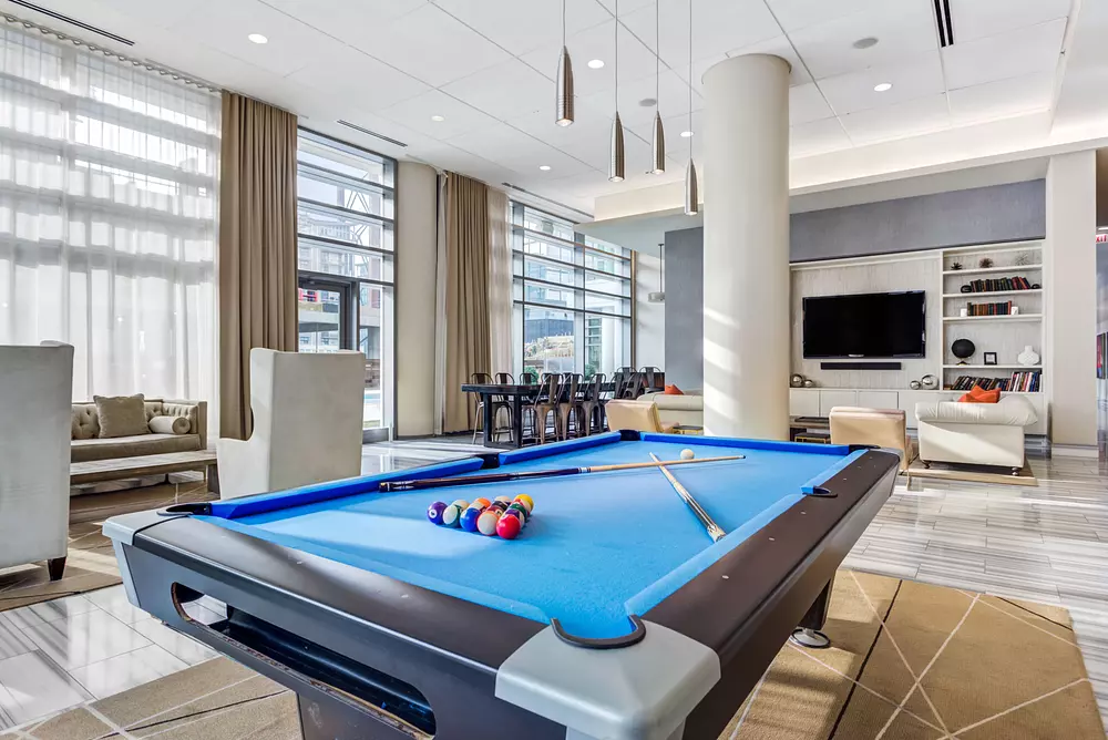 K2 Apartments 365 N Halsted St Chicago, IL 60661