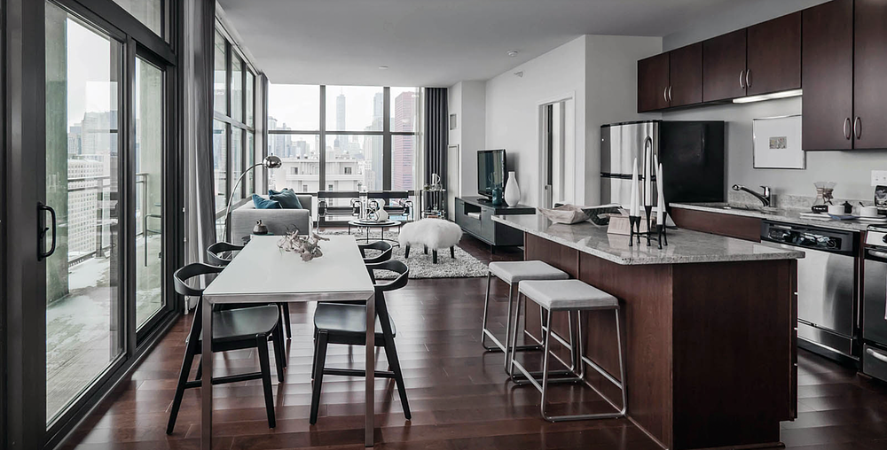 Astoria Tower 8 E 9th St, Chicago, IL 60605