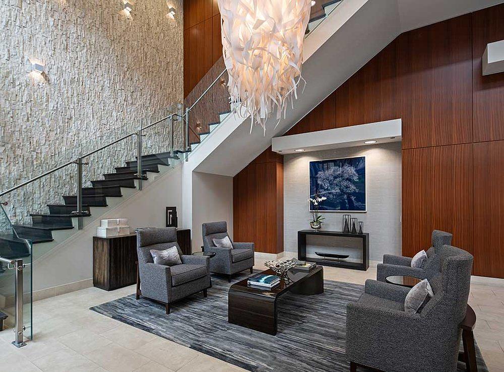 AMLI River North 71 W Hubbard St, Chicago, IL 60654