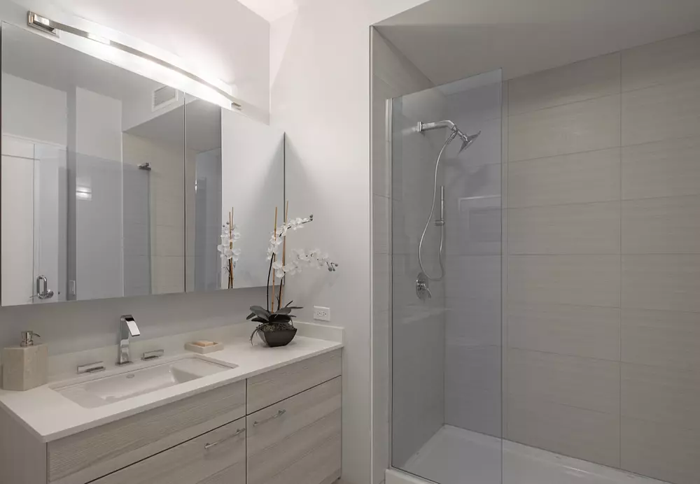 73 East Lake 73 E Lake St, Chicago, IL 60601