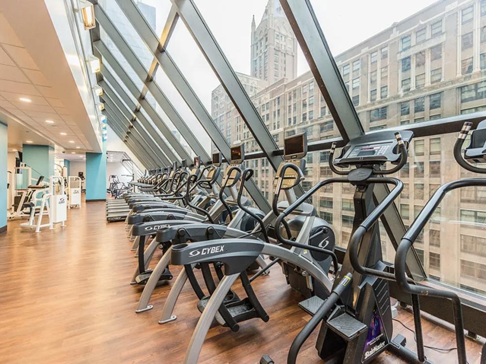 Axis Apartments and Lofts 441 E Erie St, Chicago, IL 60611