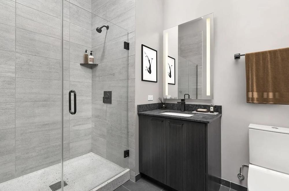 Union West 939 W Washington Blvd, Chicago, IL 60606