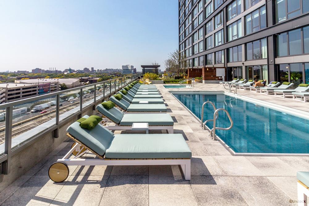 Landmark West Loop 1035 W Van Buren St, Chicago, IL 60607