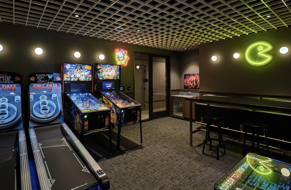 369 Grand by Onni 369 W Grand Ave, Chicago, IL 60654