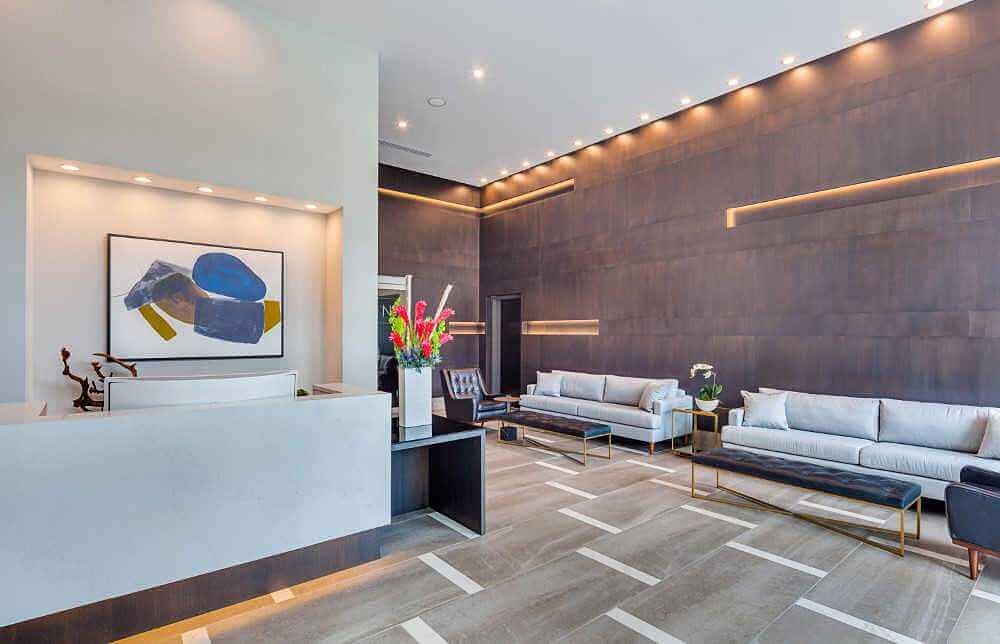 The Hudson 750 N Hudson Ave, Chicago, IL 60654