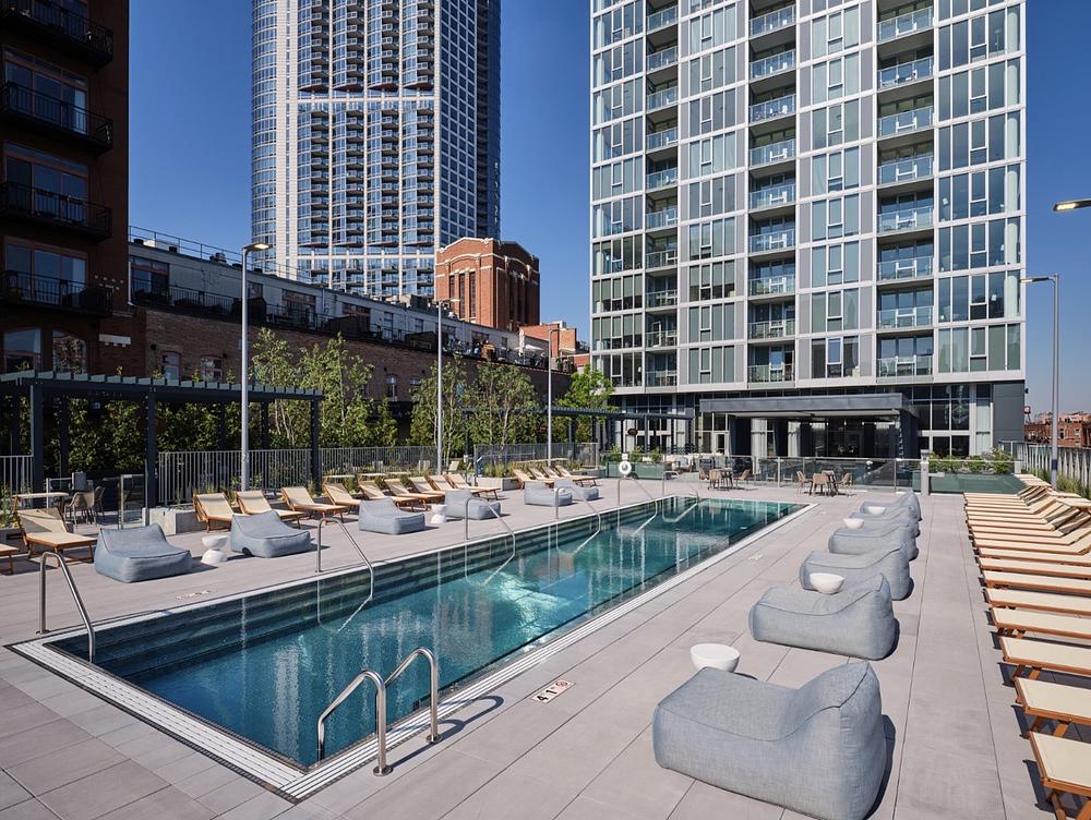 Optima Signature 220 E Illinois St, Chicago, IL 60611