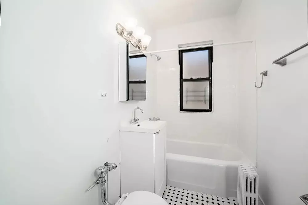 632-42 W Addison 632-644 W Addison St, Chicago, IL 60613