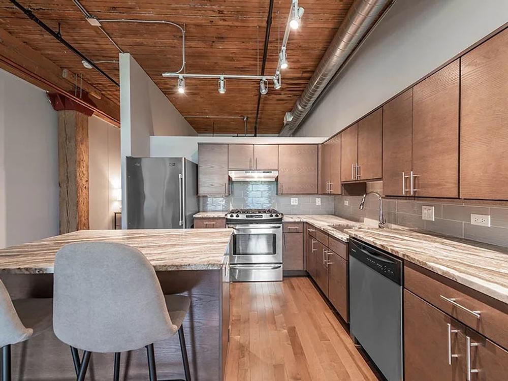 Lofts At River East 445 E Illinois St, Chicago, IL 60611