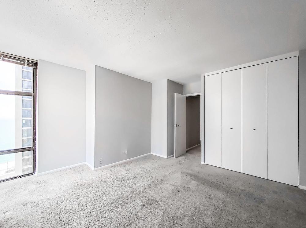 65 East Scott 65 East Scott Chicago, IL 60610